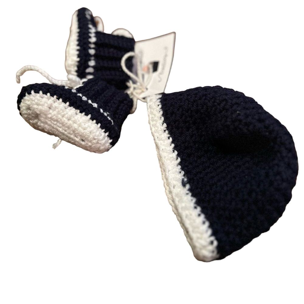 Handmade Crochet Baby Infant Unisex Navy Blue White Hat Booties Classic Vintage